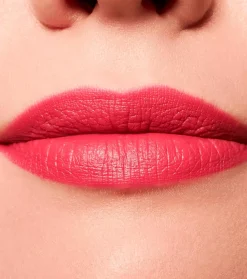 Barra de labios de larga duración acabado mate The Slim Stick - 106: The Pinkdrink