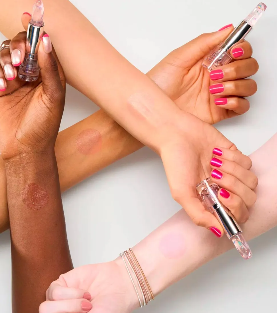 Barra de labios que cambia de color Meta Glow