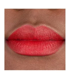 Barra de labios Scandalous Matte - 090: Blame The Night