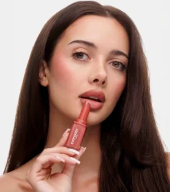 Barra de labios voluminizadora - Dusty Rose