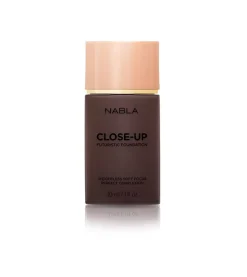 Base de maquillaje Close-Up Futuristic Foundation - D50