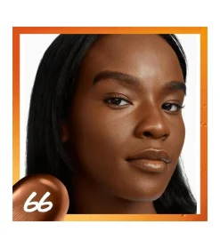 Base de maquillaje en sérum SuperStay 24H Skin Tint + Vitamina C - 66