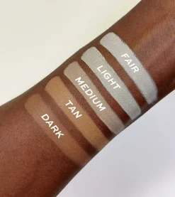 Base de maquillaje en stick Blur Stick Tint - Tan