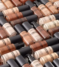Base de maquillaje Invisible Cover - 045N