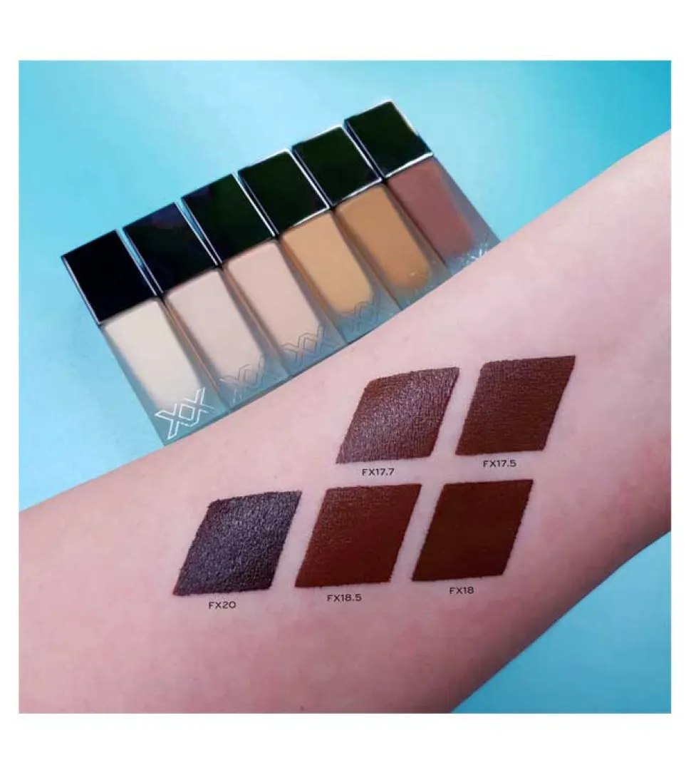 Base de maquillaje Liquid Skin Fauxxdation - FX14.5
