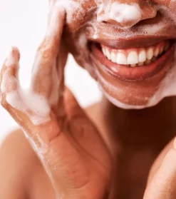 *Basic Pink* - Espuma limpiadora facial - Todo tipo de pieles