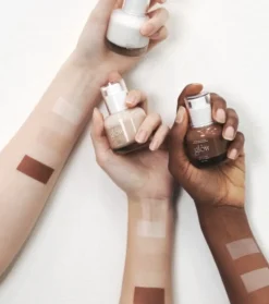 Bálsamo hidratante para unificar el tono de la piel Breathable Blemish Balm - One
