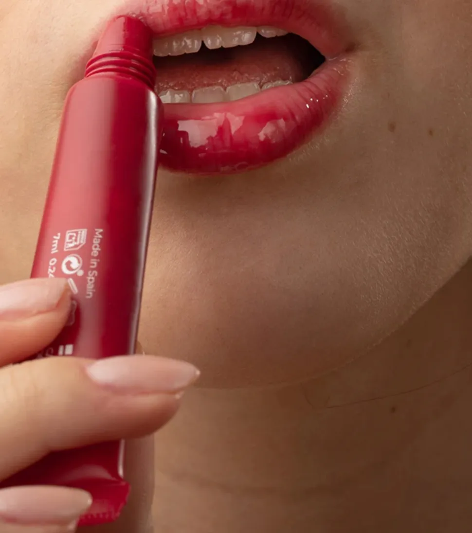 Bálsamo labial con péptidos SPF50+ - Cherry Allure