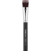 Brocha para base de maquillaje F615