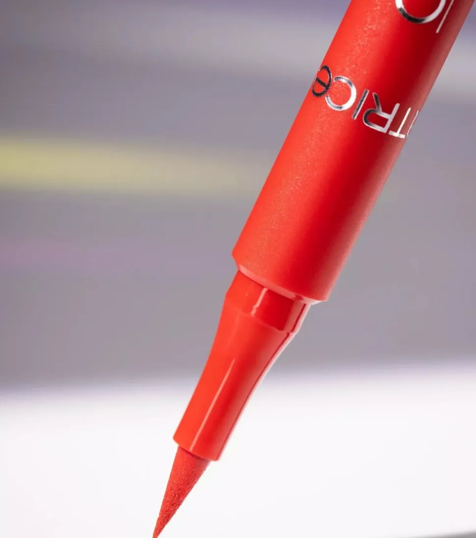 Catrice- Delineador de Ojos Calligraph Artist Matte Liner - 080 - Bloody Mary