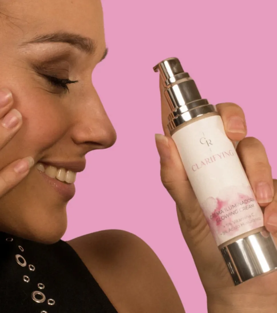 *Clarifying* - Crema facial iluminadora
