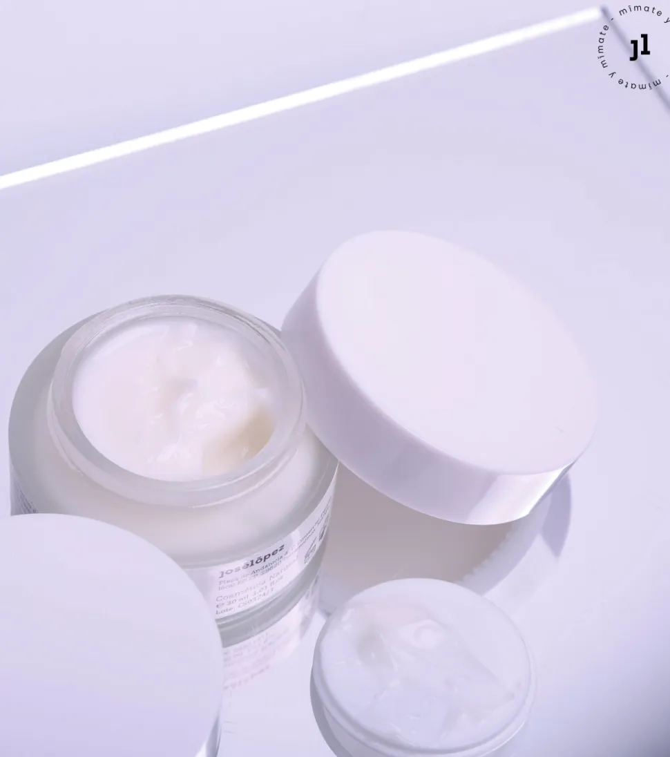 Contorno de ojos reparador