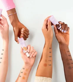 Crema hidratante con color Skin Tint - 140