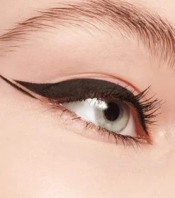 Delineador de ojos en gel Stay & Play Waterproof - 01: Black