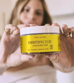 Exfoliante corporal hidratante Smoothing Yuzu