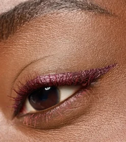 Eyeliner líquido metálico COLOUR it! - 02: Dark Cherry