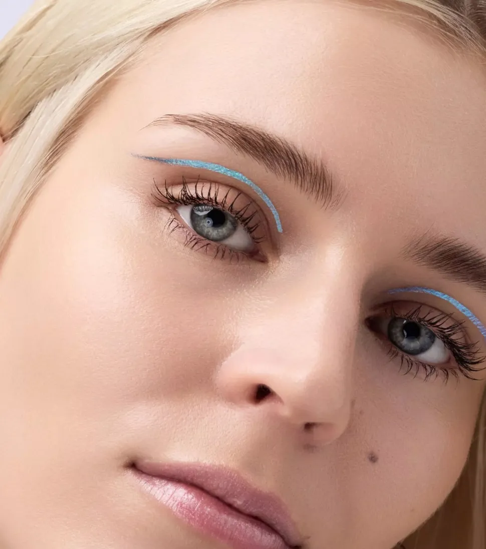 Eyeliner Space Glam Liquid Effect - 030: Cosmic Chrome