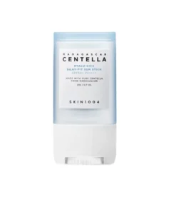 *Hyalu-Cica* - Protector solar facial en stick Silku-Fit SPF50+ PA++++