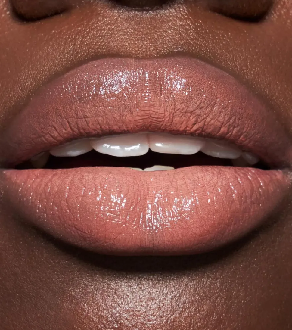 Labial líquido Shine Bomb - 010: French Silk