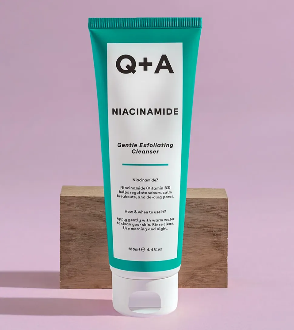 Limpiador exfoliante facial con niacinamida