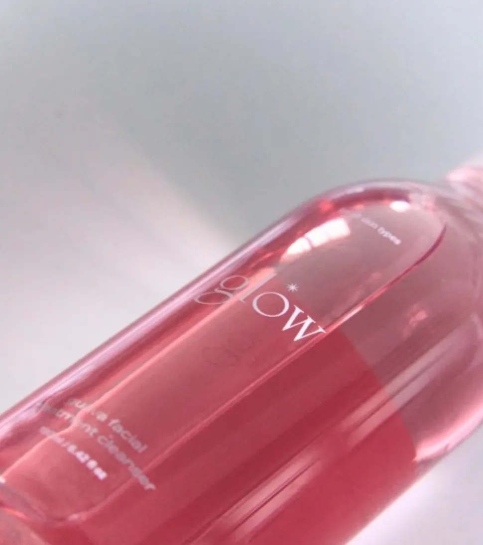 Limpiador facial textura híbrida en aceite y gel Guava Facial Treatment Cleanser