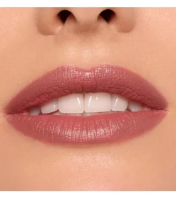 Lápiz de labios Creamy Nudes - 010: Mocha Me Happy