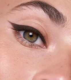 Lápiz de ojos Delineado Infinito - Marrón Oscuro