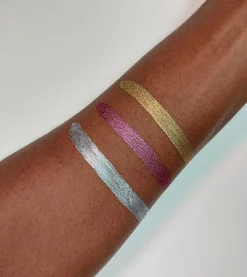 *Mixxed Metals* - Sombra de ojos líquida - Purple Corrosion