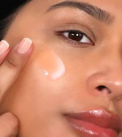 Moira - *Oil Control* - Crema facial hidratante con niacinamida