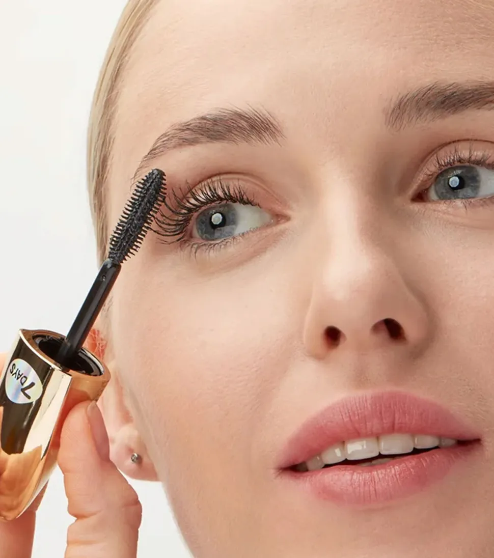 Máscara de pestañas Volume & Curl - 08: Black