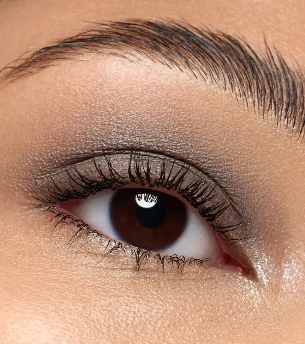 Paleta de sombras crema a polvo Diamond Treasures - 030: Smokey Diamond