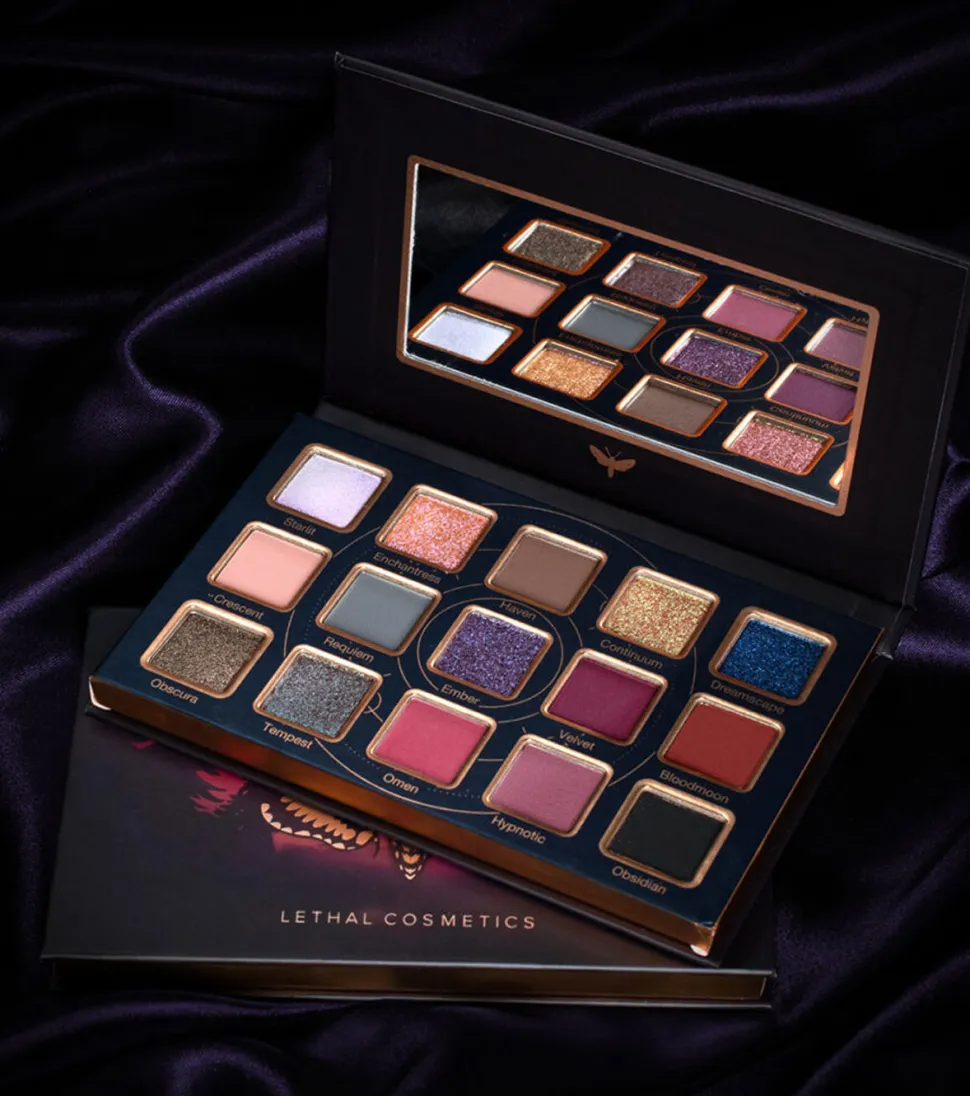 Paleta de sombras Midnight Serenade Palette