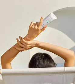 Protector solar facial SPF50+ Aloe 54.2 Aqua