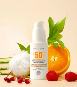 Protector solar facial SPF50 con color - Sand