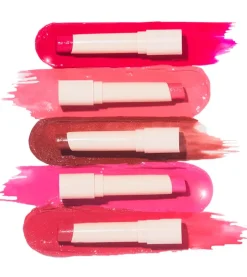 Revolution - Bálsamo labial Pout Balm - Rose Shine