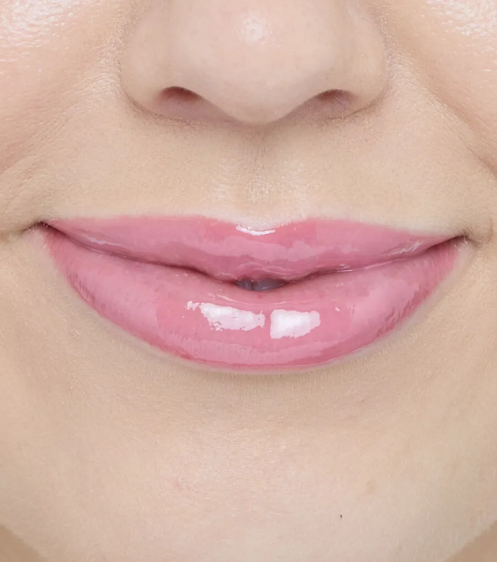 Revolution - Perfilador de labios Pout Liner - Kiss Baby Pink