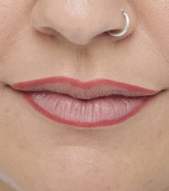 Revolution - Perfilador de labios Pout Liner - Melba Warm Peach