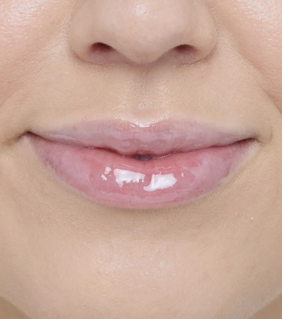 Revolution - Perfilador de labios Pout Liner - Glaze Clear