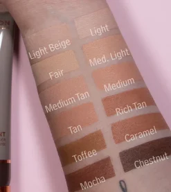 Revolution - *Super Dewy* - Hidratante con color Super Dewy Skin Tint - Chestnut