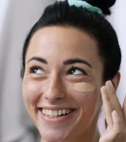 *Sebiaclear* - Crema facial con color cuidado intensivo anti-imperfecciones - Pieles con tendencia acnéica