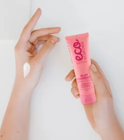 *Silky Nourishing* - Crema de manos 75ml