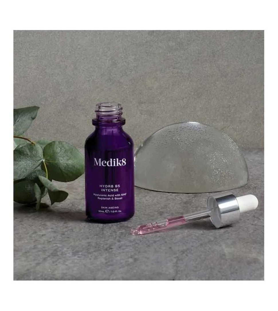 Sérum rellenador de ácido hialurónico con NMF Hydr8 B5 Intense