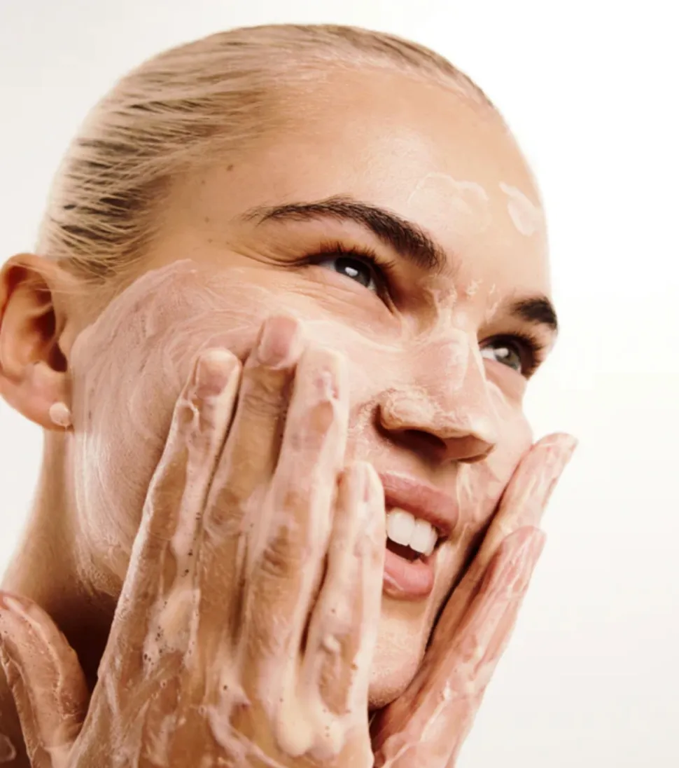 *SupaVIT-C* - Gel limpiador facial con vitamina C y cafeína