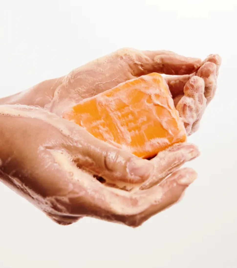 *SupaVIT-C* - Jabón facial con vitamina C y cafeína
