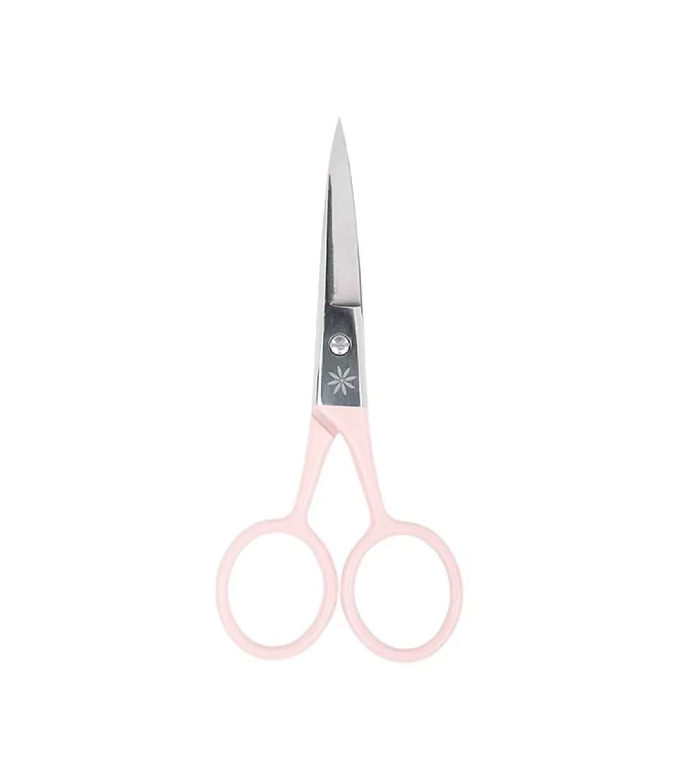 Tijeras de precisión para manicura