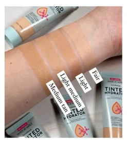 Wet N Wild - Base de maquillaje Bare Focus Tinted Hydrator - Fair
