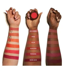 Yummy Skin Blurring Balm Powder Flushed - Dancing queen